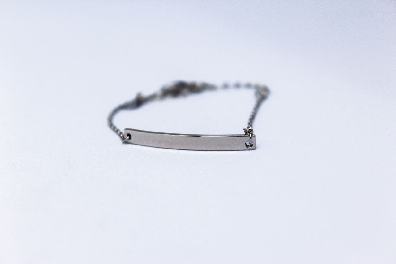 engravable-babys-bracelet-silver