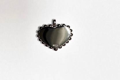 hartvormige zilveren gedenk pendant gevuld met as