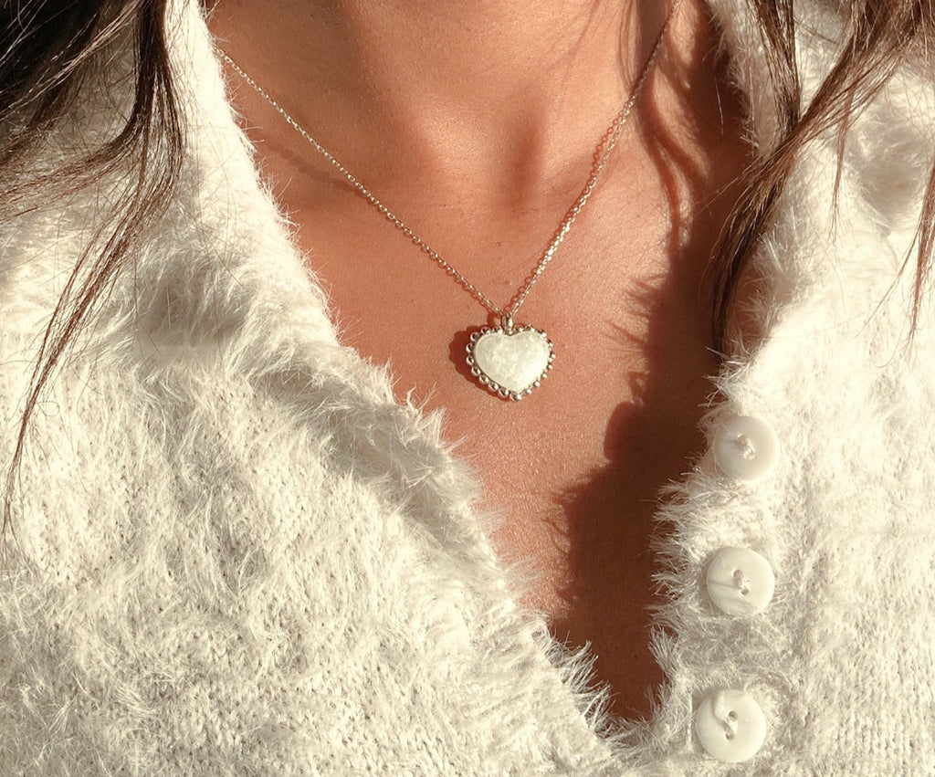 Zilveren Lumi herinneringspendant voor moedermelk, hoogglans 925 sterling zilveren hanger met melkwitte steen, gemaakt met liefde bij Néhlia.