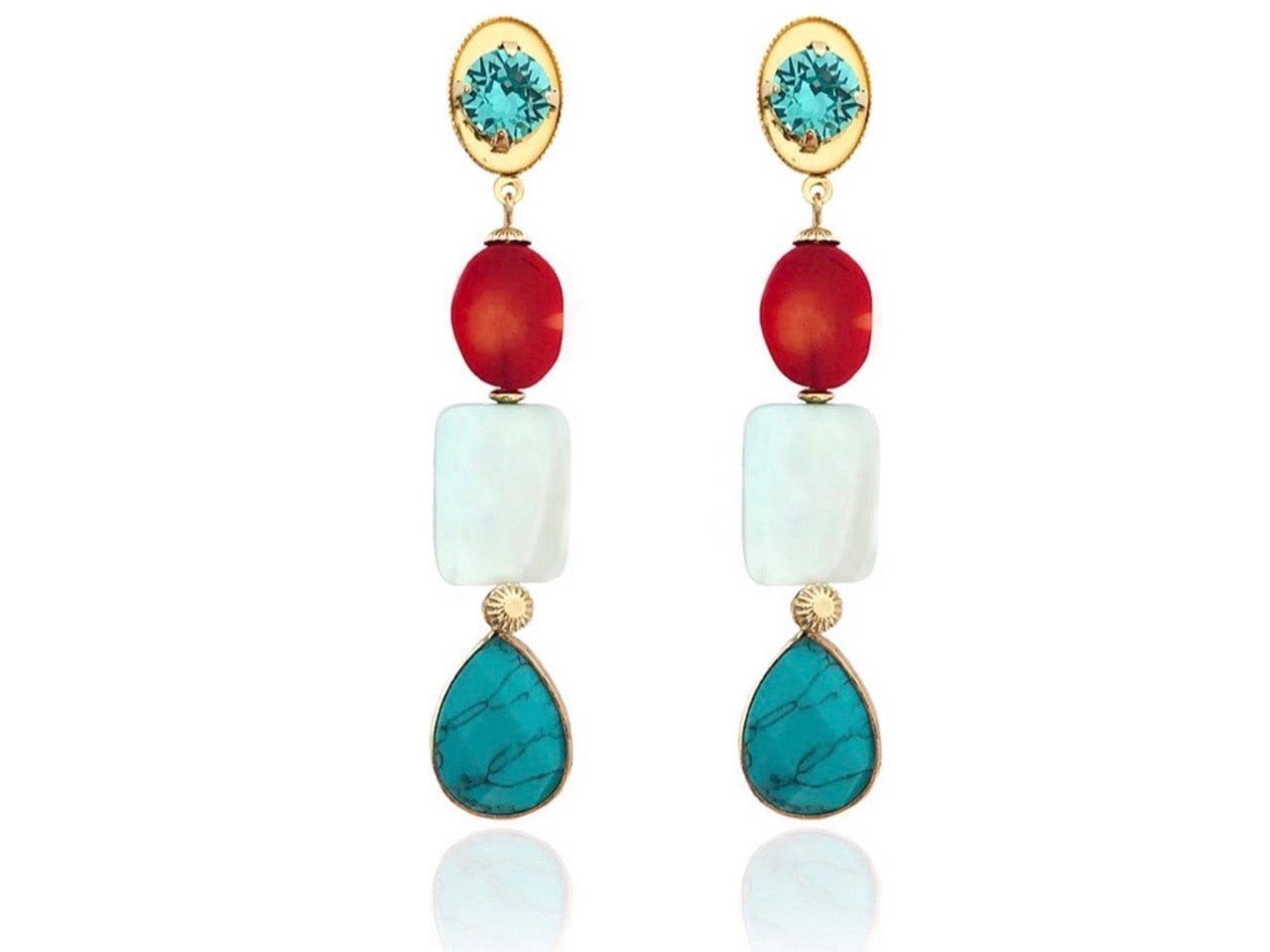 Mae statement geboortesteen oorbellen met turquoise en fonkelend Swarovski kristal, modern strak design van Néhlia.
