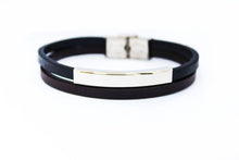 Afbeelding in Gallery-weergave laden, Engravable Two Colored Leather Bracelet

